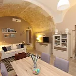 Casa Gargallo 28 *